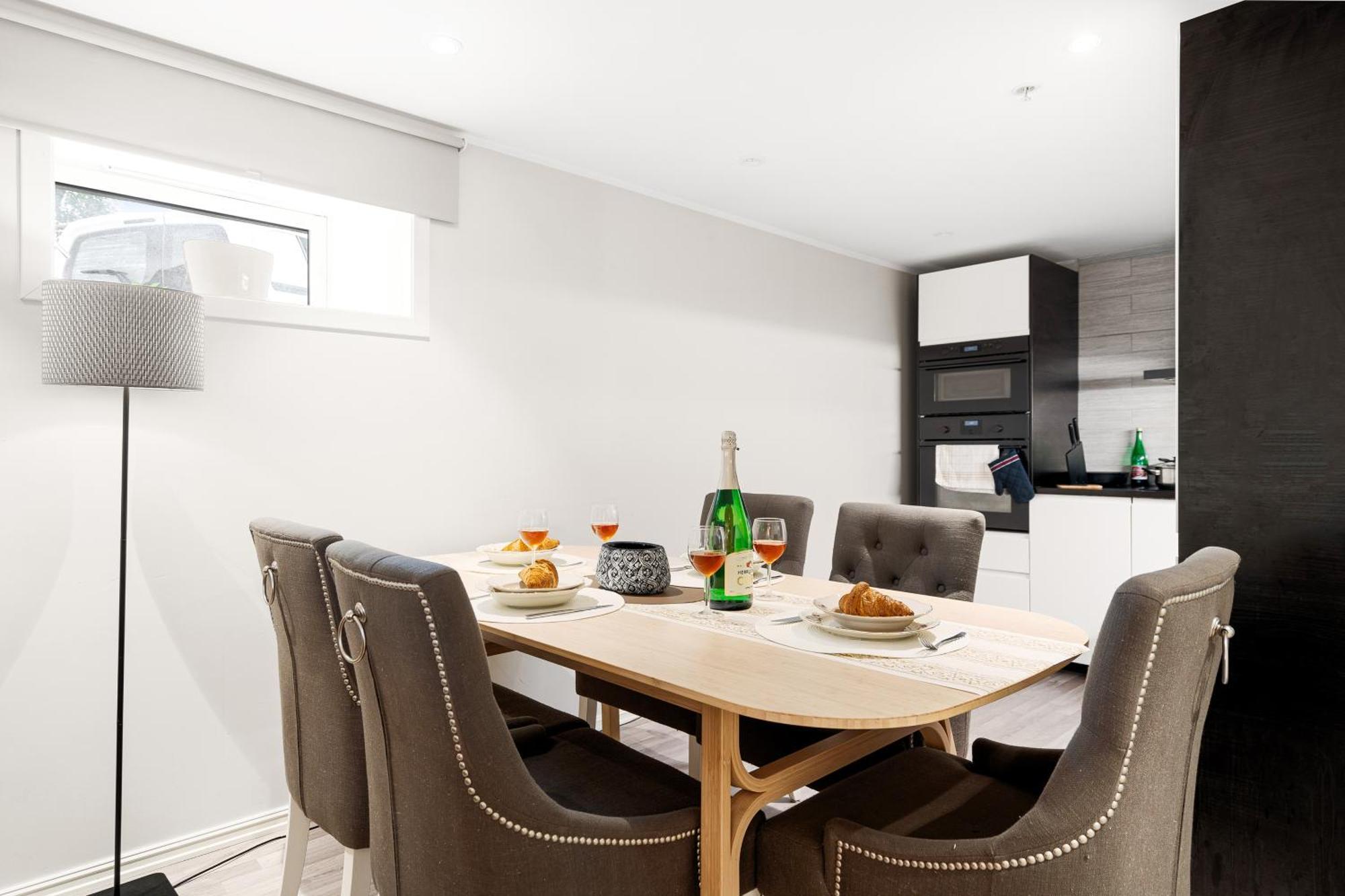 Solsiden Modern Stay: King Beds, Private Entry Trondheim Esterno foto
