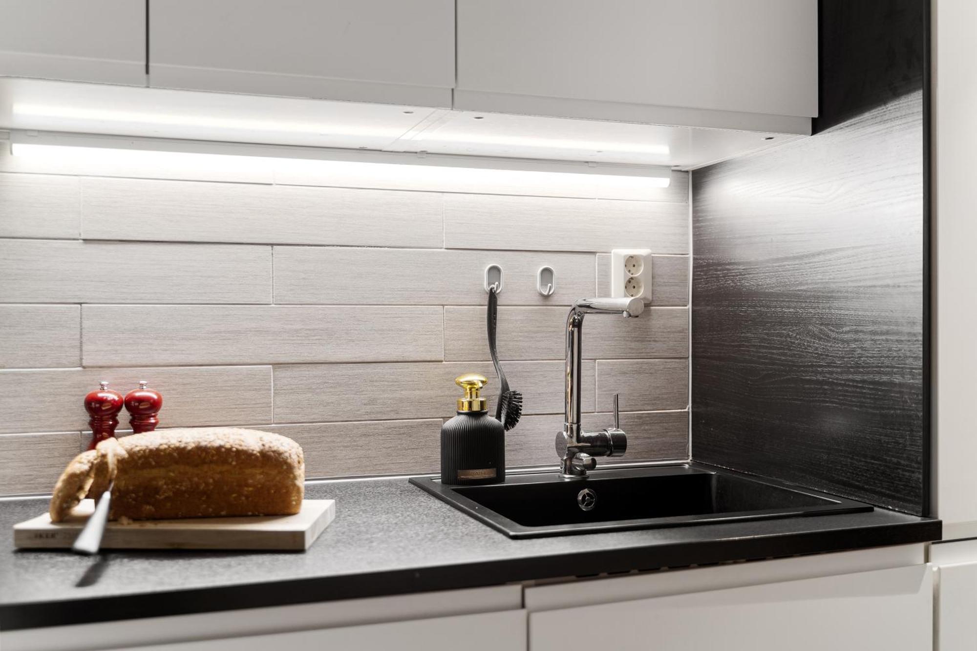 Solsiden Modern Stay: King Beds, Private Entry Trondheim Esterno foto